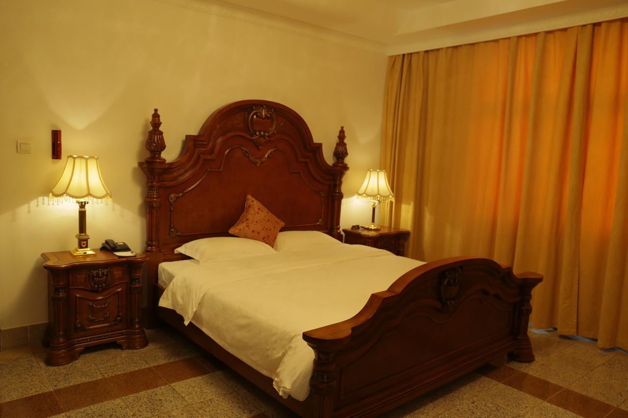 Hotel Paon D'Or Antananarivo Dış mekan fotoğraf